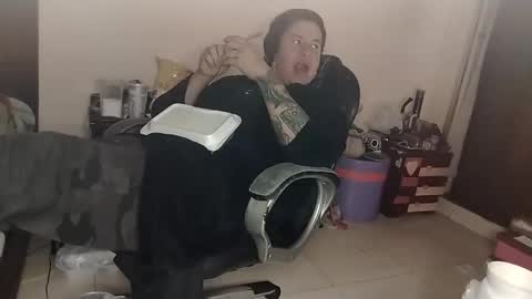 Snapshot of inkedsinners chatting on 10/13/25, 10:43 inkedsinners online show from 10/13/25, 10:43