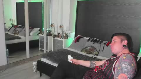 inkedsinners_ online show from 05/21/26, 03:19