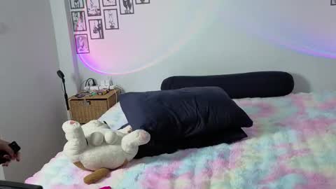 Snapshot of inkymiki chatting on 01/31/26, 10:30 inkymiki online show from 01/31/26, 10:30