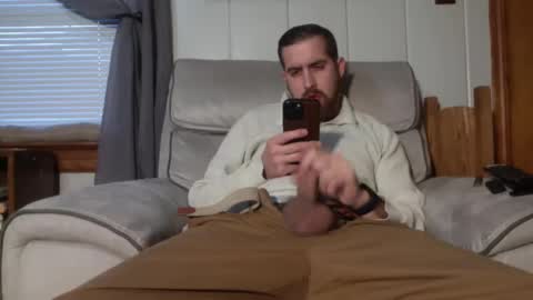 Snapshot of inmybackyard chatting on 12/18/24, 08:47 InMyBackyard online show from 12/18/24, 08:47