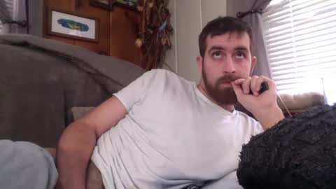 Snapshot of inmybackyard chatting on 12/31/24, 09:06 InMyBackyard online show from 12/31/24, 09:06