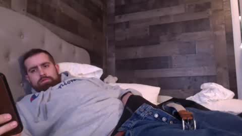 Snapshot of inmybackyard chatting on 01/21/25, 07:17 InMyBackyard online show from 01/21/25, 07:17