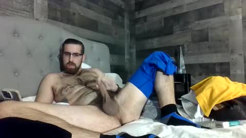 Snapshot of inmybackyard chatting on 11/20/25, 04:01 InMyBackyard online show from 11/20/25, 04:01