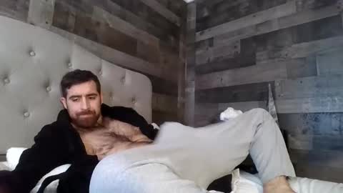 Snapshot of inmybackyard chatting on 11/25/25, 03:12 InMyBackyard online show from 11/25/25, 03:12