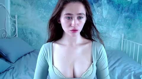 Lina online show from 04/04/26, 08:56