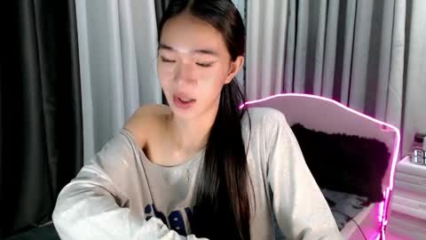 Reign online show from 04/13/26, 09:20