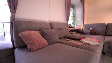 Snapshot of innocentemmy chatting on 12/09/24, 01:34 Maria online show from 12/09/24, 01:34