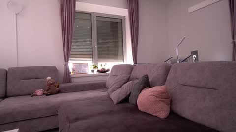 Snapshot of innocentemmy chatting on 03/07/25, 11:40 Maria online show from 03/07/25, 11:40