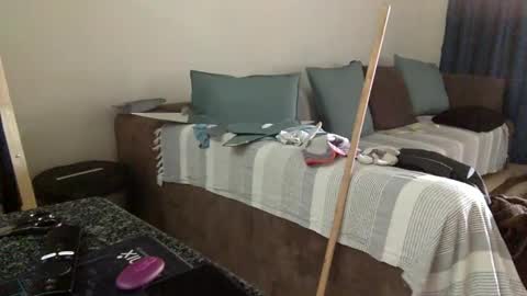 innocentlooker online show from 12/16/24, 10:29