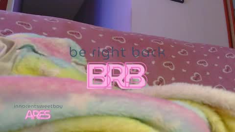 Snapshot of innocentsweetboy chatting on 02/11/25, 02:46 Aaron online show from 02/11/25, 02:46