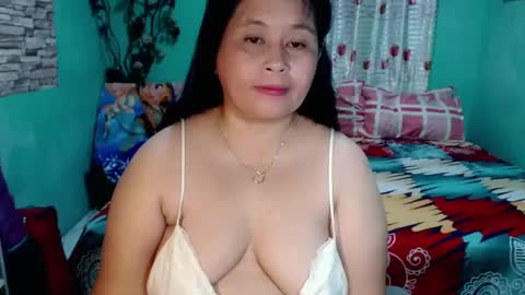 Snapshot of inocent_joy chatting on 02/14/25, 04:09 inocent_joy online show from 02/14/25, 04:09