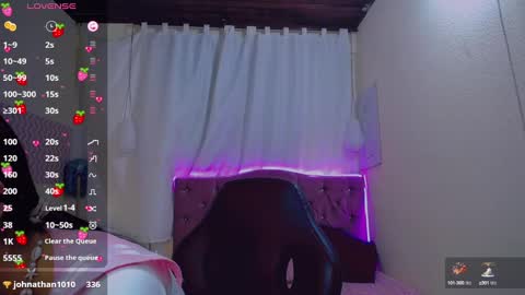 Snapshot of inocent_luna chatting on 12/16/24, 02:49 Luna moon online show from 12/16/24, 02:49