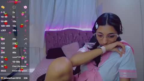 Snapshot of inocent_luna chatting on 12/16/24, 05:54 Luna moon online show from 12/16/24, 05:54