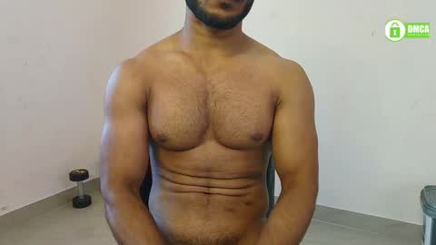 Snapshot of insanestud_miles chatting on 12/25/24, 08:29 Miles online show from 12/25/24, 08:29