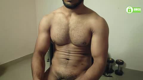 Snapshot of insanestud_miles chatting on 01/03/25, 05:42 Miles online show from 01/03/25, 05:42
