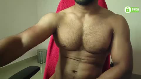 Snapshot of insanestud_miles chatting on 01/12/25, 06:16 Miles online show from 01/12/25, 06:16