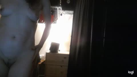 insatiable_veronica online show from 11/25/25, 12:43