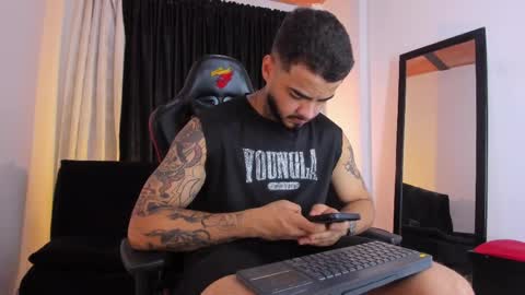 Brayan Chavez online show from 04/06/26, 01:58