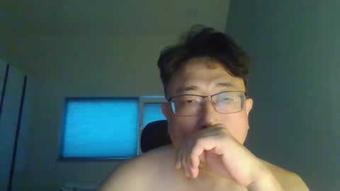 Snapshot of insuclee197641 chatting on 10/06/25, 07:39 insuclee197641 online show from 10/06/25, 07:39