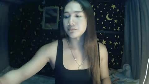 Snapshot of insulting_whoreifica chatting on 01/06/25, 04:02 MAXINE online show from 01/06/25, 04:02