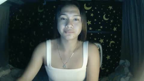 Snapshot of insulting_whoreifica chatting on 01/15/25, 07:01 MAXINE online show from 01/15/25, 07:01