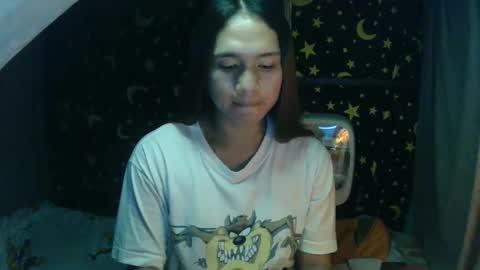 Snapshot of insulting_whoreifica chatting on 03/04/25, 11:29 MAXINE online show from 03/04/25, 11:29