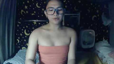 Snapshot of insulting_whoreifica chatting on 11/06/25, 06:42 MAXINE online show from 11/06/25, 06:42