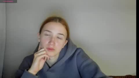 Snapshot of internetsexplorer chatting on 11/02/25, 04:26 Bernadette Join online show from 11/02/25, 04:26