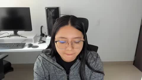 Iris 3 online show from 10/08/25, 02:04