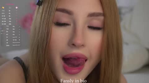 Ellie online show from 11/03/25, 12:46