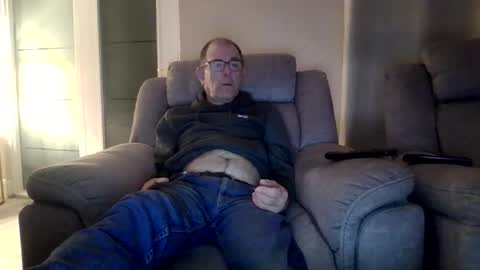 Snapshot of inthemood63 chatting on 10/21/25, 08:53 inthemood63 online show from 10/21/25, 08:53