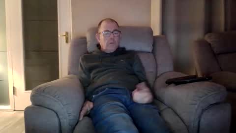 Snapshot of inthemood63 chatting on 10/30/25, 05:57 inthemood63 online show from 10/30/25, 05:57