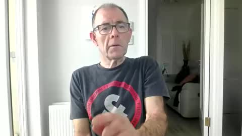 inthemood63 online show from 04/20/26, 03:48