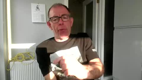 inthemood63 online show from 04/26/26, 06:49