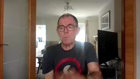 inthemood63 online show from 06/09/26, 04:40