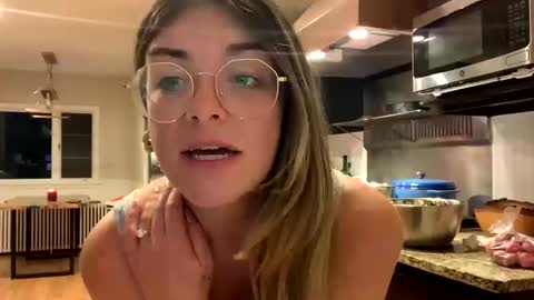 IntoTheWoodsWeGo online show from 10/11/25, 09:46