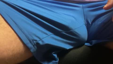 intressiert online show from 04/15/26, 06:48