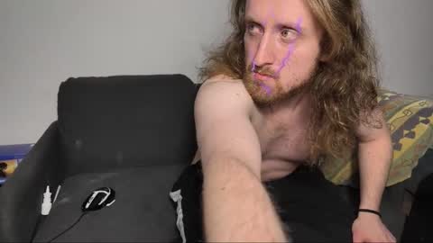 Snapshot of ipipo42o chatting on 02/14/26, 12:18 DrownMentally online show from 02/14/26, 12:18