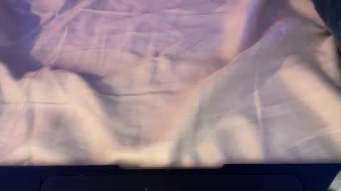 Snapshot of ipoundsissys chatting on 12/15/25, 12:59 ipoundsissys online show from 12/15/25, 12:59