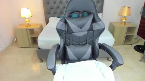 Irantzu online show from 12/22/24, 12:27