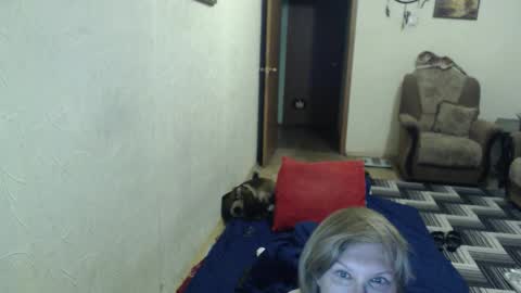 irenalegs online show from 12/22/25, 05:48