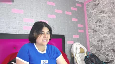 Snapshot of irene_16 chatting on 01/15/25, 02:35 IRENE online show from 01/15/25, 02:35