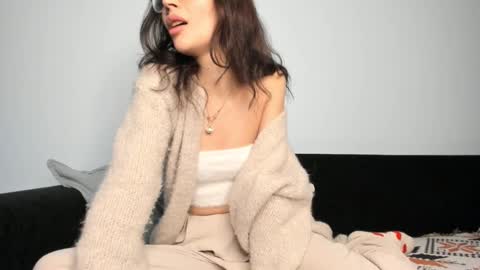 Irene online show from 03/03/25, 10:52