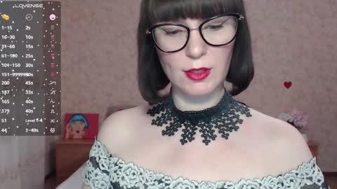Snapshot of irenlarasani chatting on 01/31/25, 11:24 IrenLarasani online show from 01/31/25, 11:24