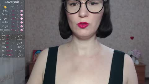Snapshot of irenlarasani chatting on 10/04/25, 06:00 IrenLarasani online show from 10/04/25, 06:00