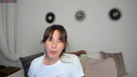 Snapshot of irina_05 chatting on 11/19/25, 11:16 IRINA online show from 11/19/25, 11:16