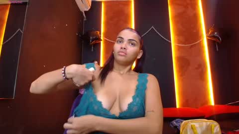 Nathaly Cortez online show from 01/12/25, 02:24
