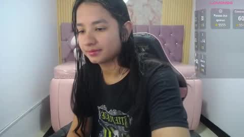 Snapshot of irina_evans_s1 chatting on 10/11/25, 05:00 Irina online show from 10/11/25, 05:00