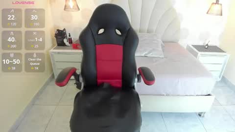 irina_palvin online show from 10/30/25, 12:17