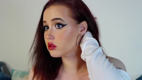 Snapshot of irinaart chatting on 12/13/24, 01:26 Irina online show from 12/13/24, 01:26